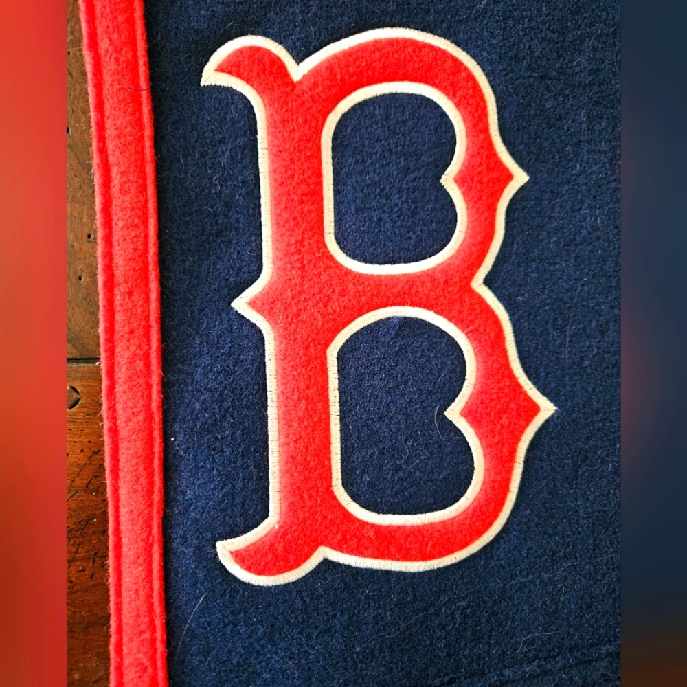 Boston Red Sox Large Wool Penant - Picture 2 of 7
